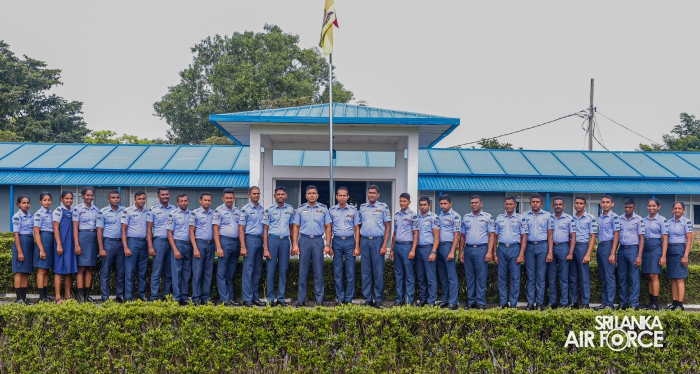 CHANGE OF COMMAND AT NO. 1 INFORMATION TECHNOLOGY WING