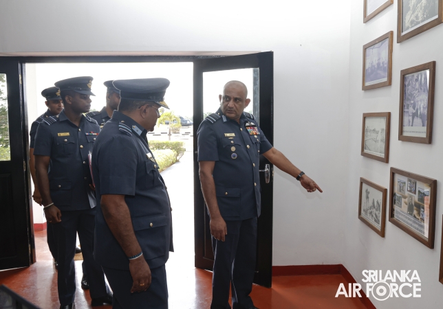 COMMANDER’S INSPECTION OF SLAF STATION PALAVI