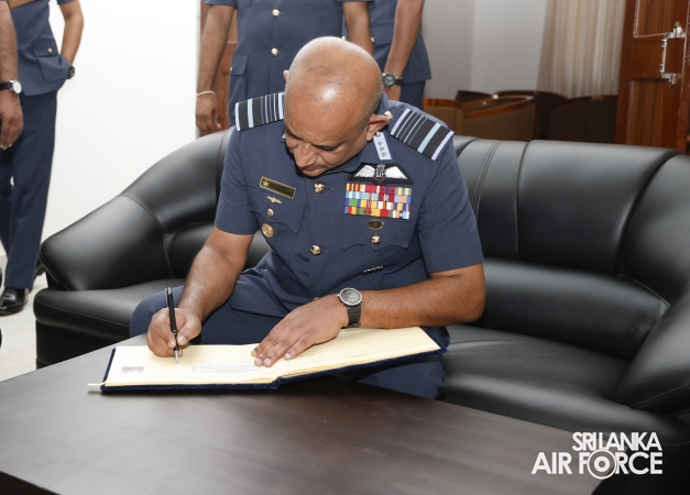 COMMANDER’S INSPECTION OF SLAF STATION PALAVI