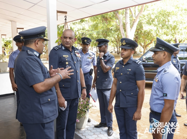 COMMANDER’S INSPECTION OF SLAF STATION PALAVI