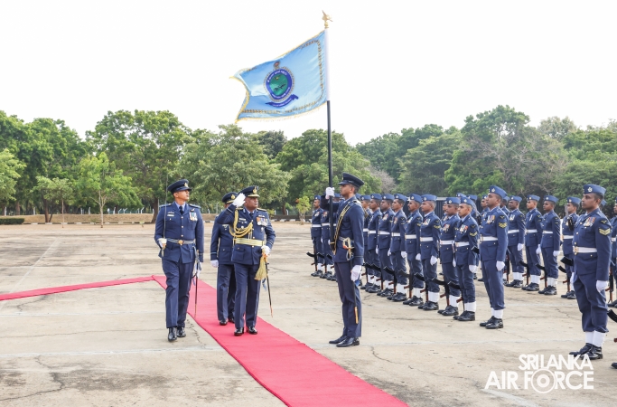 COMMANDER’S INSPECTION OF SLAF STATION PALAVI