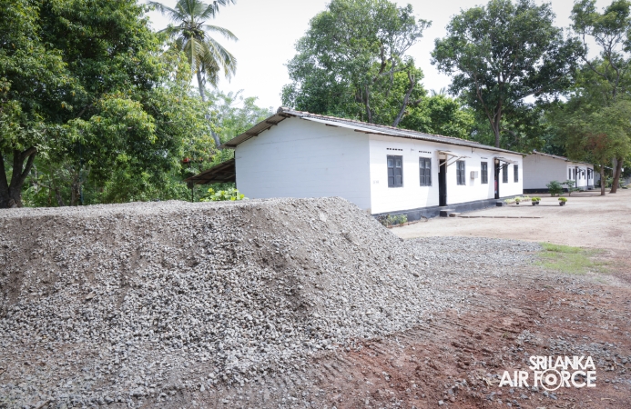 AIR FORCE COMMANDER REVIEWS PROGRESS OF DEVELOPMENT PROJECTS AT SLAF BASE KATUNAYAKE