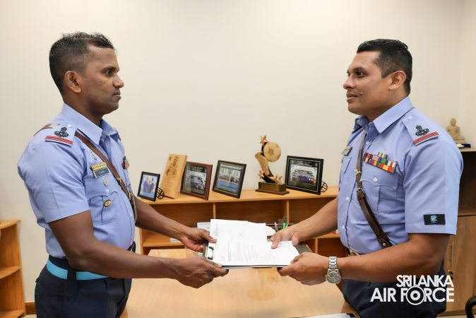 NEW COMMAND MASTER WARRANT OFFICER TAKES OVER DUTIES