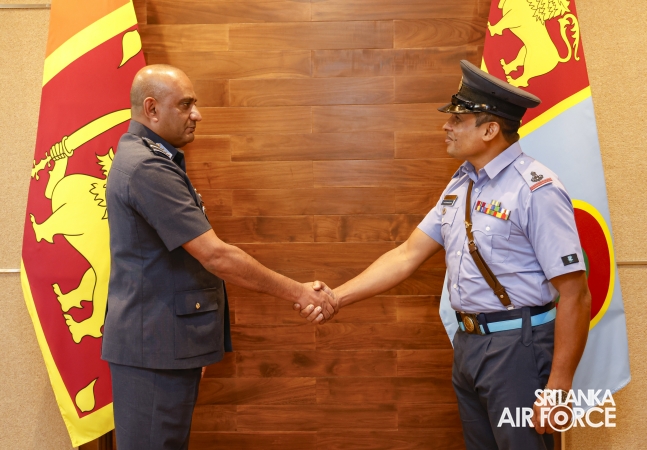 NEW COMMAND MASTER WARRANT OFFICER TAKES OVER DUTIES