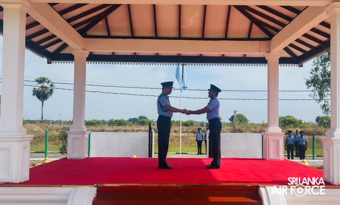 CHANGE OF COMMAND AT SLAF STATION BATTICALOA