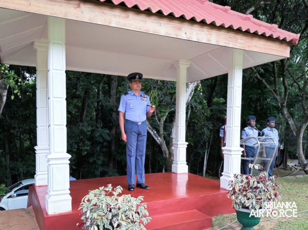 CHANGE OF
COMMAND SLAF STAION MIRIGAMA