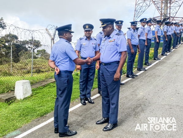 CHANGE OF COMMAND AT SLAF STATION PIDURUTALAGALA