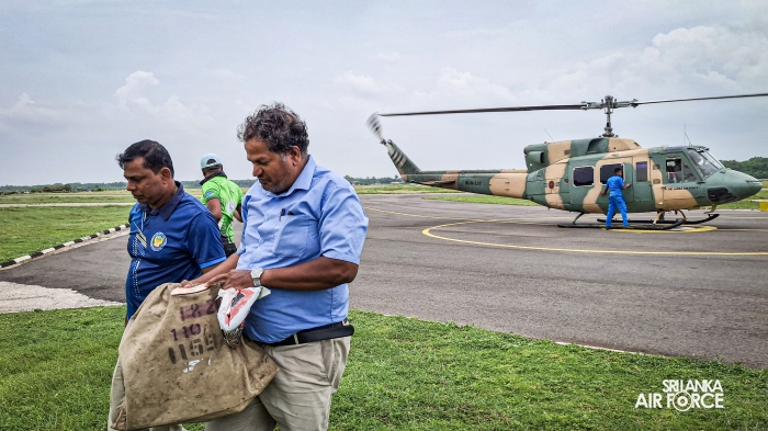 SLAF BELL 212 TRANSPORTS A/L ANSWER SCRIPTS FROM DELFT ISLAND