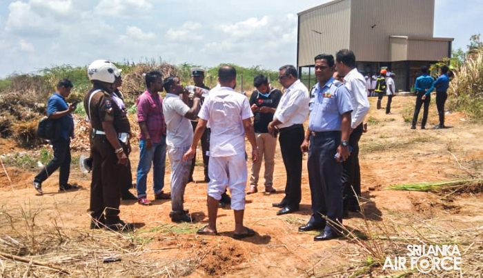 SLAF ASSISTS
IN EXTINGUISHING FOREST FIRE NEAR HAMBANTOTA NEW DISTRICT HOSPITAL