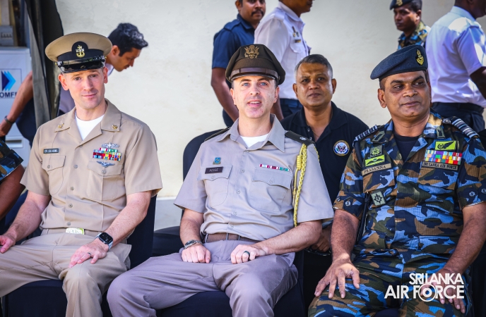 US DELEGATION OBSERVES FIRE AND RESCUE TRAINING AT SLAF KATUNAYAKE