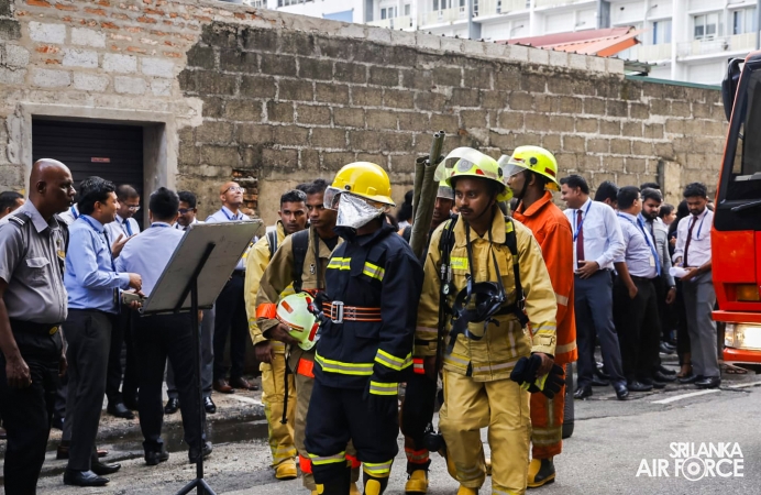 SLAF FIRE AND RESCUE UNIT CONDUCTS HIGH-RISE EMERGENCY DRILL IN COLOMBO