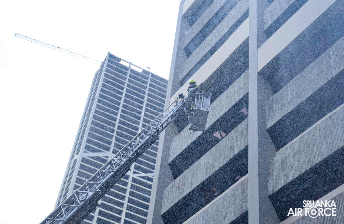 SLAF FIRE AND RESCUE UNIT CONDUCTS HIGH-RISE EMERGENCY DRILL IN COLOMBO