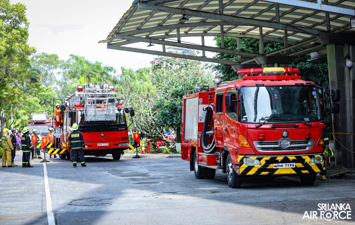 SLAF FIRE SERVICE CONDUCTED EMERGENCY EVACUATION DRILL AT LANKA HOSPITALS CORPORATION PLC NARAHENPITA