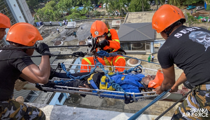 SLAF FIRE SERVICE CONDUCTED EMERGENCY EVACUATION DRILL AT LANKA HOSPITALS CORPORATION PLC NARAHENPITA