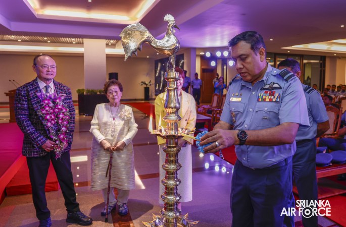 JAPAN-LANKA FRIENDSHIP ASSOCIATION DONATES EMERGENCY VEHICLES AND SCHOLARSHIPS TO SLAF