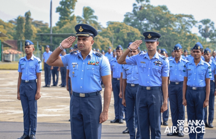 CHANGE OF
COMMAND OF SLAF BASE RATMALANA