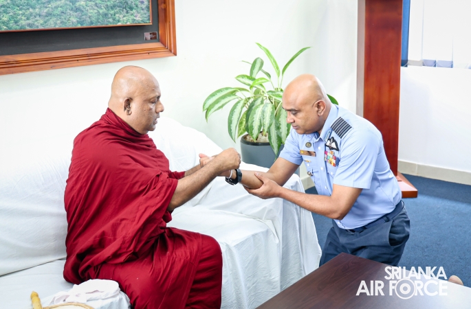 CHANGE OF
COMMAND OF SLAF BASE RATMALANA