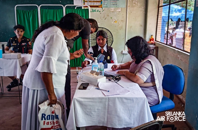 SLAF, SLCOMM
AND SLAF SEVA VANITHA UNIT CONDUCT MEDICAL OUTREACH PROGRAMME IN
ANURADHAPURA