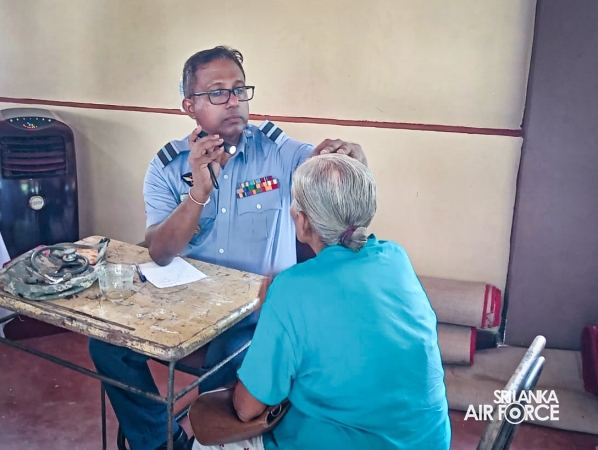 SLAF, SLCOMM
AND SLAF SEVA VANITHA UNIT CONDUCT MEDICAL OUTREACH PROGRAMME IN
ANURADHAPURA