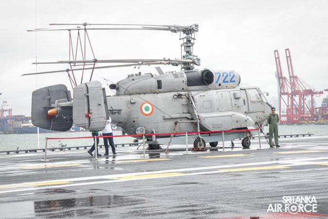COMMANDER OF THE AIR FORCE VISITS INDIAN AIRCRAFT CARRIER INS VIKRANT