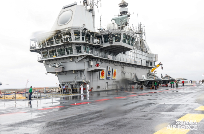 COMMANDER OF THE AIR FORCE VISITS INDIAN AIRCRAFT CARRIER INS VIKRANT