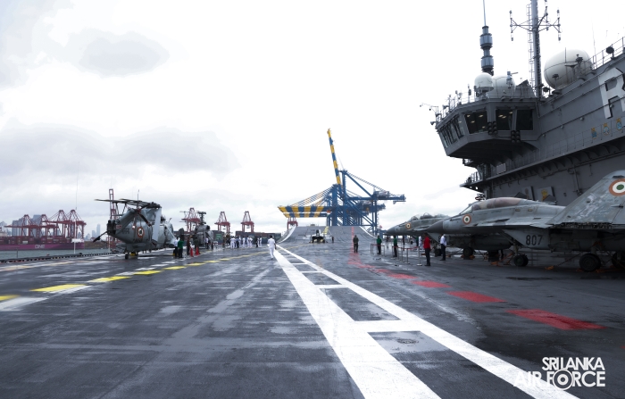 COMMANDER OF THE AIR FORCE VISITS INDIAN AIRCRAFT CARRIER INS VIKRANT