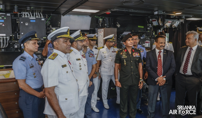 COMMANDER OF THE AIR FORCE VISITS INDIAN AIRCRAFT CARRIER INS VIKRANT