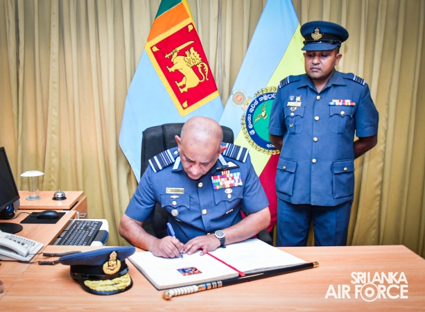 ANNUAL COMMANDER’S INSPECTION AT SLAF STATION IRANAMADU