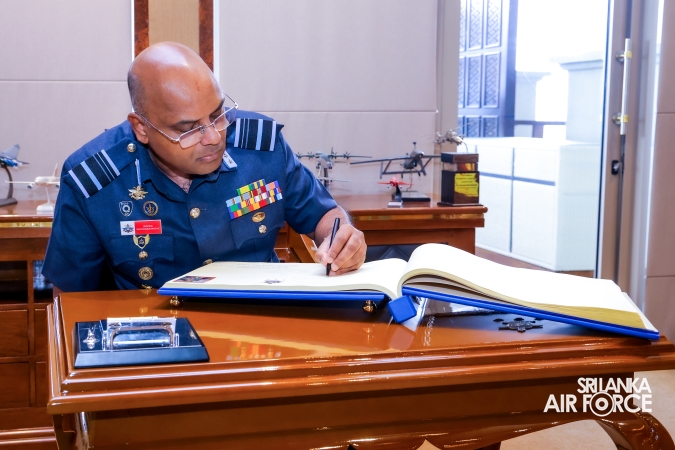 KDU VICE CHANCELLOR CALLS ON THE COMMANDER OF THE AIR FORCE