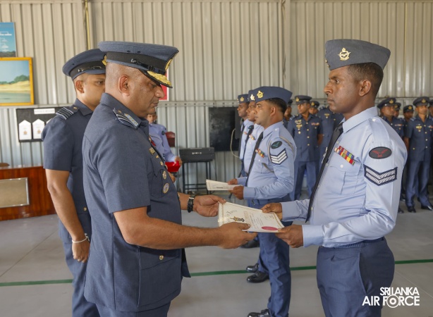 COMMANDER'S INSPECTION OF SLAF STATION KATUKURUNDA