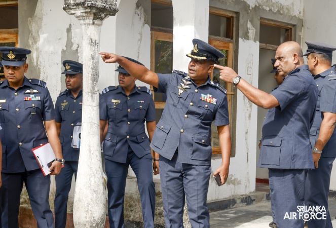 COMMANDER'S INSPECTION OF SLAF STATION KATUKURUNDA