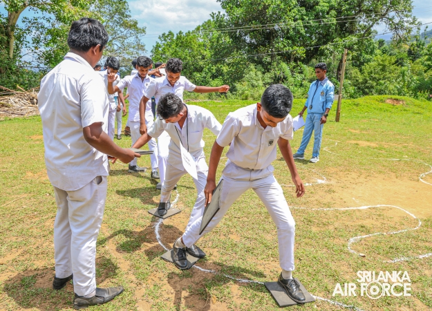 SLAF COMBAT
TRAINING SCHOOL DIYATALAWA CONDUCTS COMMUNITY OUTREACH PROGRAMME UNDER
THE CLEAN SRI LANKA PROJECT