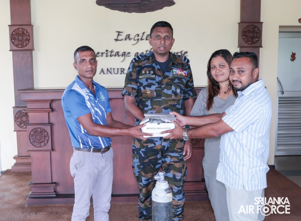 SLAF BASE ANURADHAPURA FACILITATES DONATION TO SUPPORT AIRMAN’S FAMILY
