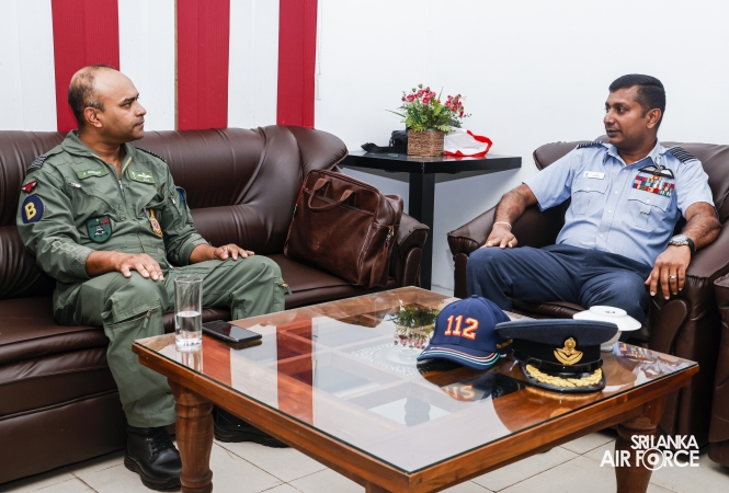 INDIAN AIR FORCE MI‑17 CREW DEPARTS AFTER RELIEF ASSISTANCE IN SRI LANKA