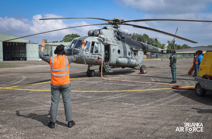 INDIAN AIR FORCE MI‑17 CREW DEPARTS AFTER RELIEF ASSISTANCE IN SRI LANKA