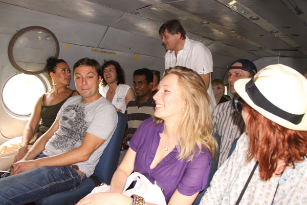 Miss Universe 2002 Flies with Helitours