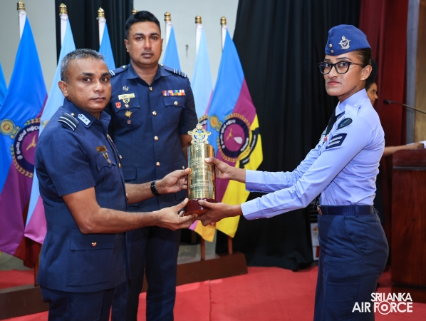 CERTIFICATE AWARDING CEREMONY OF NO. 28 ENGLISH MEDIUM AND NO. 99 SINHALA MEDIUM NON-COMMISSIONED OFFICERS' MANAGEMENT COURSES