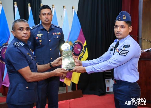 CERTIFICATE AWARDING CEREMONY OF NO. 28 ENGLISH MEDIUM AND NO. 99 SINHALA MEDIUM NON-COMMISSIONED OFFICERS' MANAGEMENT COURSES