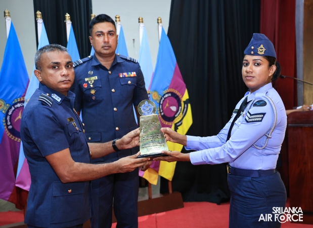 CERTIFICATE AWARDING CEREMONY OF NO. 28 ENGLISH MEDIUM AND NO. 99 SINHALA MEDIUM NON-COMMISSIONED OFFICERS' MANAGEMENT COURSES