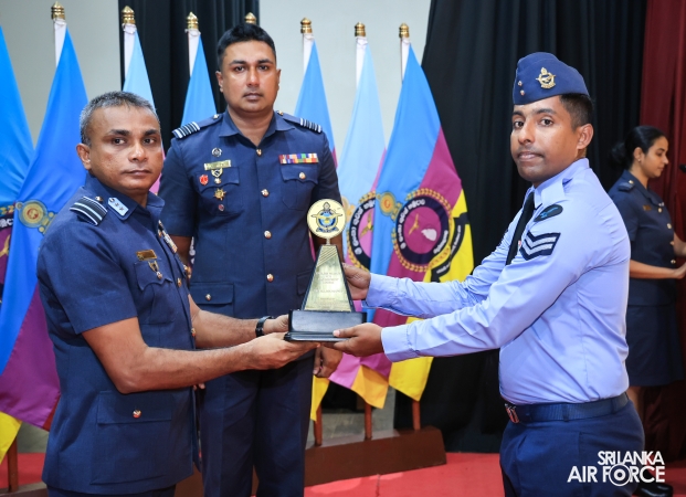 CERTIFICATE AWARDING CEREMONY OF NO. 28 ENGLISH MEDIUM AND NO. 99 SINHALA MEDIUM NON-COMMISSIONED OFFICERS' MANAGEMENT COURSES