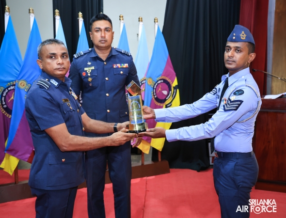 CERTIFICATE AWARDING CEREMONY OF NO. 28 ENGLISH MEDIUM AND NO. 99 SINHALA MEDIUM NON-COMMISSIONED OFFICERS' MANAGEMENT COURSES