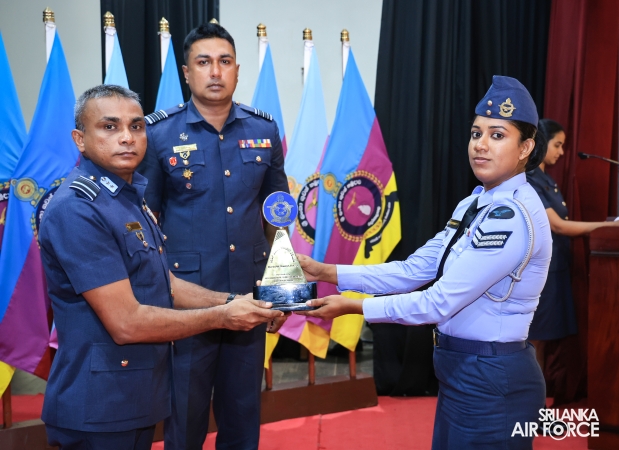 CERTIFICATE AWARDING CEREMONY OF NO. 28 ENGLISH MEDIUM AND NO. 99 SINHALA MEDIUM NON-COMMISSIONED OFFICERS' MANAGEMENT COURSES