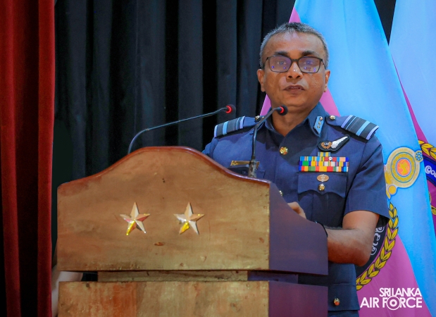 CERTIFICATE AWARDING CEREMONY OF NO. 28 ENGLISH MEDIUM AND NO. 99 SINHALA MEDIUM NON-COMMISSIONED OFFICERS' MANAGEMENT COURSES