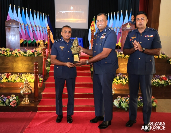 CERTIFICATE AWARDING CEREMONY OF NO. 28 ENGLISH MEDIUM AND NO. 99 SINHALA MEDIUM NON-COMMISSIONED OFFICERS' MANAGEMENT COURSES