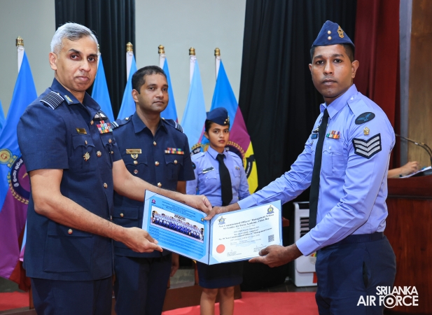 CERTIFICATE AWARDING CEREMONY OF NO. 28 ENGLISH MEDIUM AND NO. 99 SINHALA MEDIUM NON-COMMISSIONED OFFICERS' MANAGEMENT COURSES