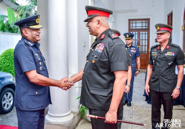 COMMANDER OF THE AIR FORCE DELIVERS GUEST LECTURE AT NATIONAL DEFENCE COLLEGE
