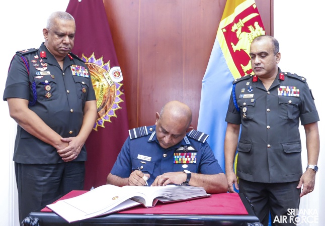 COMMANDER OF THE AIR FORCE DELIVERS GUEST LECTURE AT NATIONAL DEFENCE COLLEGE