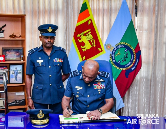 COMMANDER’S INSPECTION AT SLAF STATION PALALY