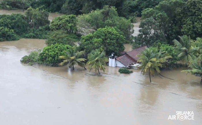 SLAF BELL 212 RESCUES THREE PERSONS STRANDED BY FLOODS IN MAHAWA (ELLA)