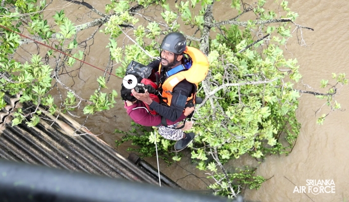 SLAF BELL 212 RESCUES THREE PERSONS STRANDED BY FLOODS IN MAHAWA (ELLA)